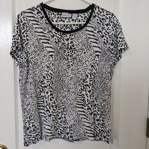 **5 for $25🌞**.  Zenergy by Chico's Top